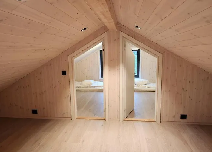 Nyoppført Med Badestamp Feriehus