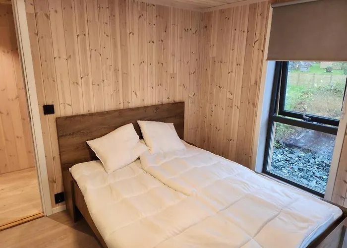 Nyoppført Med Badestamp Feriehus *