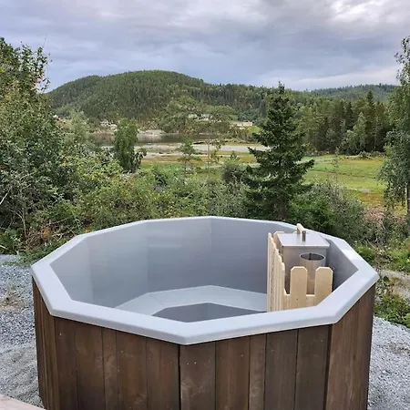 Nyoppfort Med Mulighet Til A Leie Badestamp 度假居 *